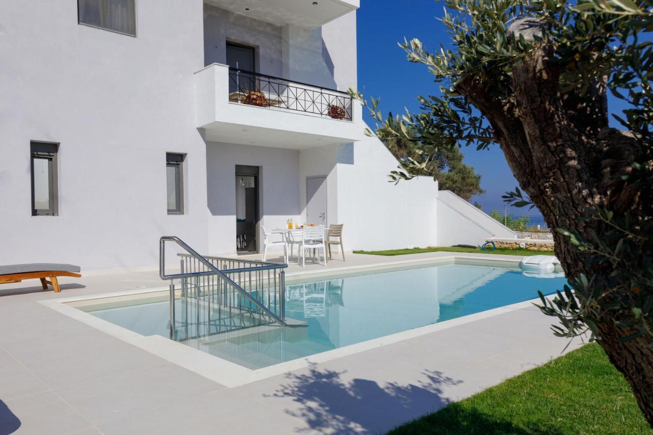 Apartment Tilio - New Apartment With Private Pool 1400M From The Beach Resmo Dış mekan fotoğraf
