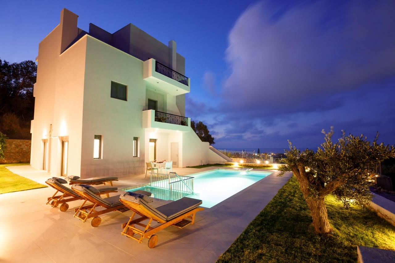 Apartment Tilio - New Apartment With Private Pool 1400M From The Beach Resmo Dış mekan fotoğraf