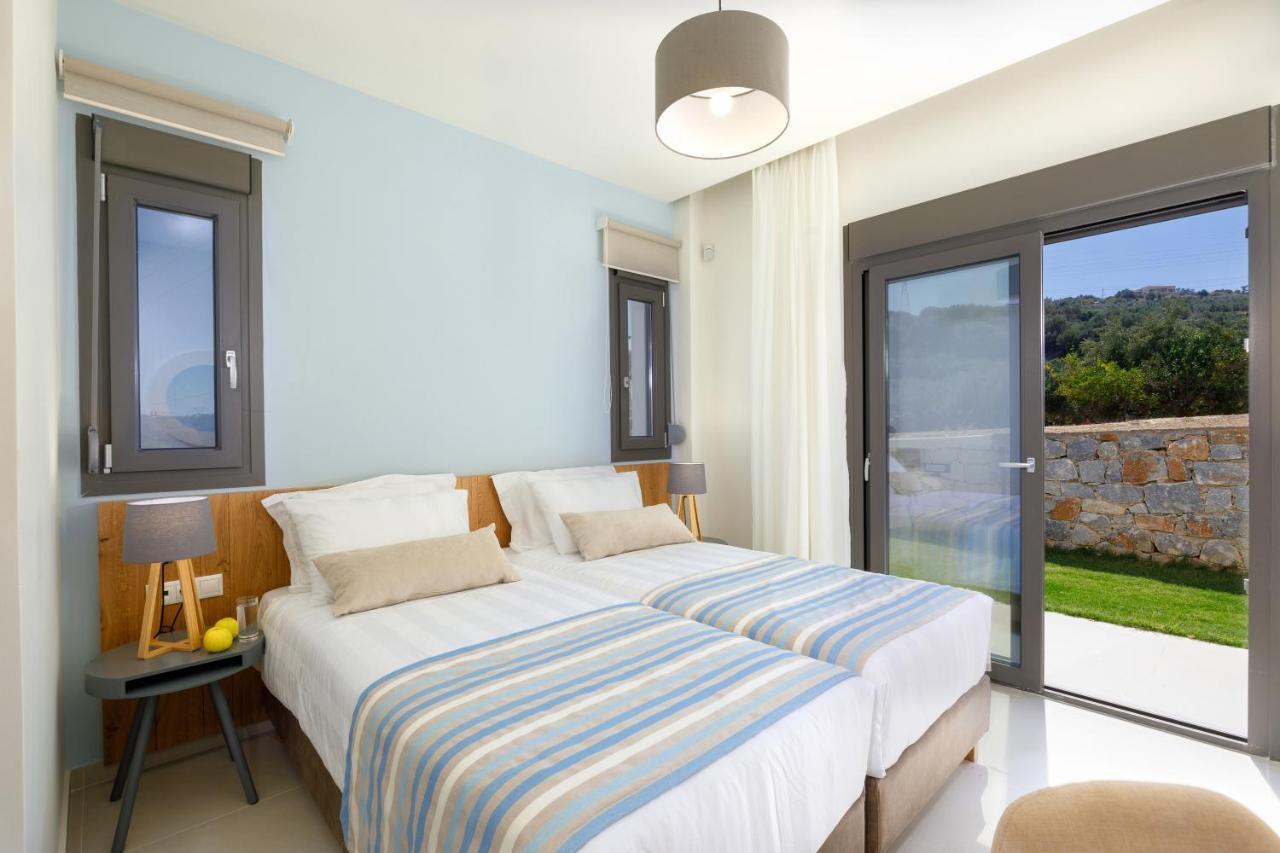 Apartment Tilio - New Apartment With Private Pool 1400M From The Beach Resmo Dış mekan fotoğraf